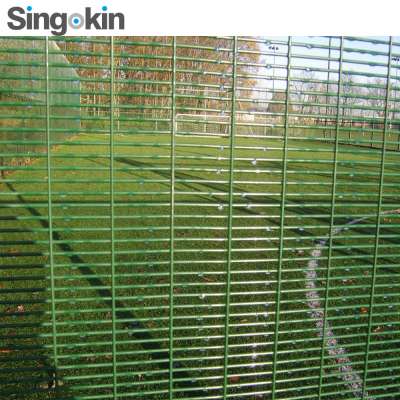 Factory low price direct supply cyclone wire fence price philippines